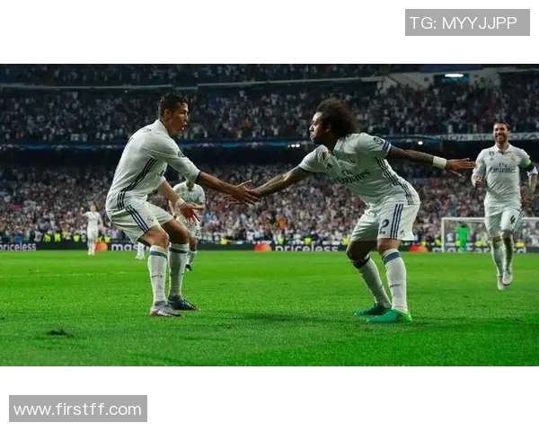 史上最厉害的踢足球球星实力排名大揭秘谁才是真正的绿茵王者